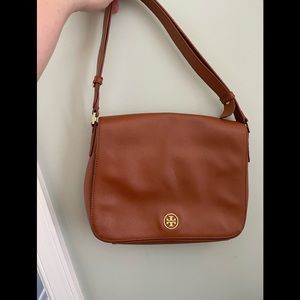 Authentic Tory Burch cognac bag. Can extend strap for crossbody.
